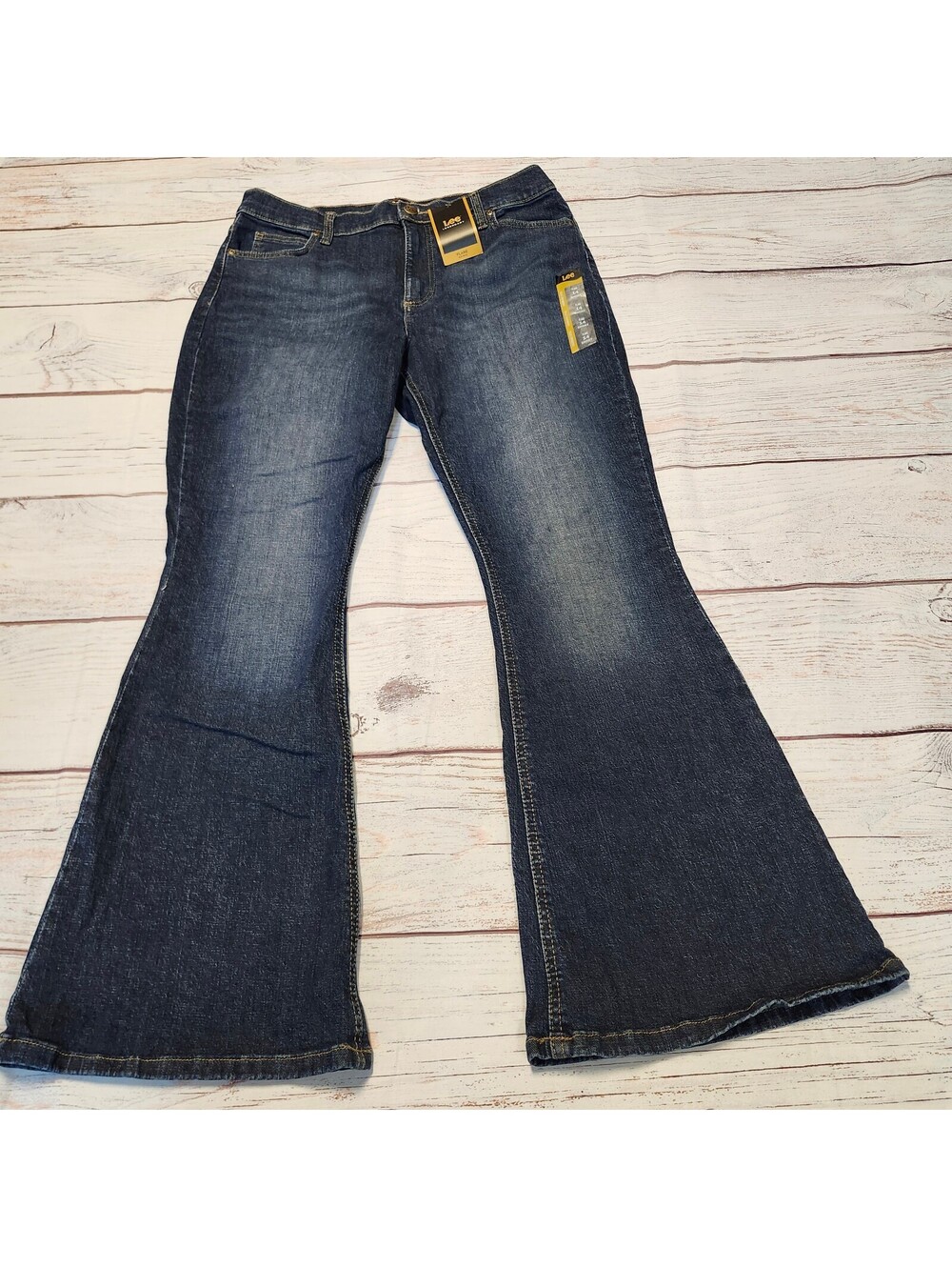 Lee Inner Strength Women's Flare Blue Jeans Size 14 Short NWT
